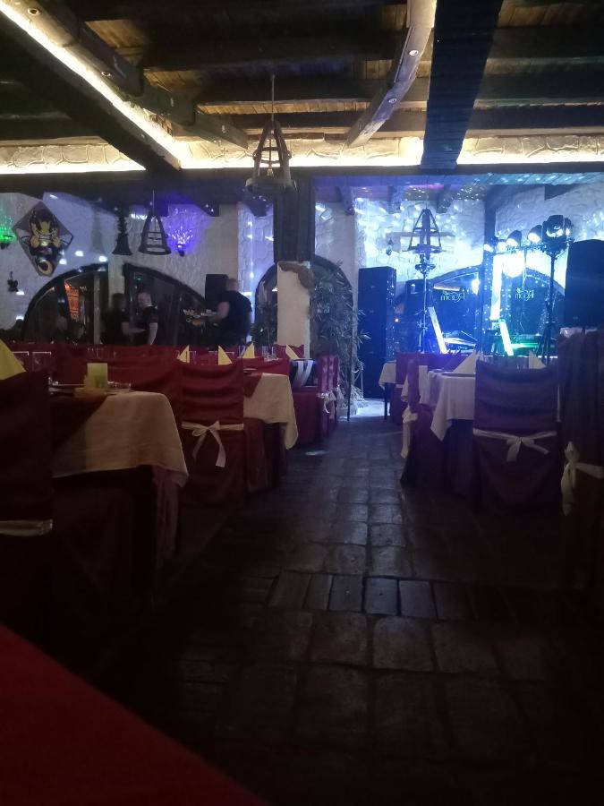 Bumbar Etno Dvorac Hotel Tekija  ภายนอก รูปภาพ